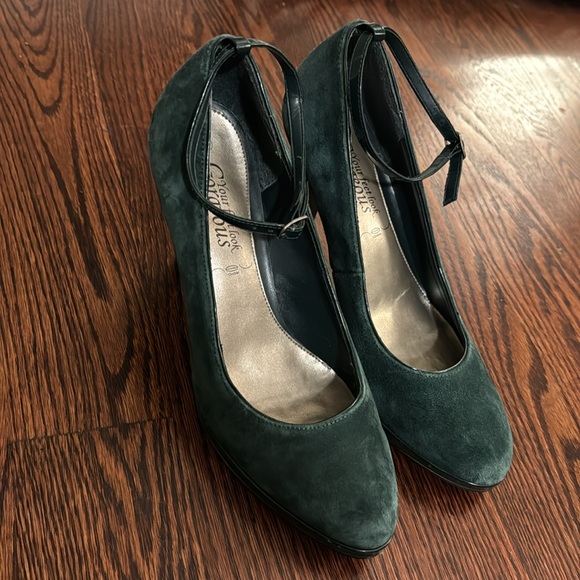Green faux suede high heels - Picture 5 of 6